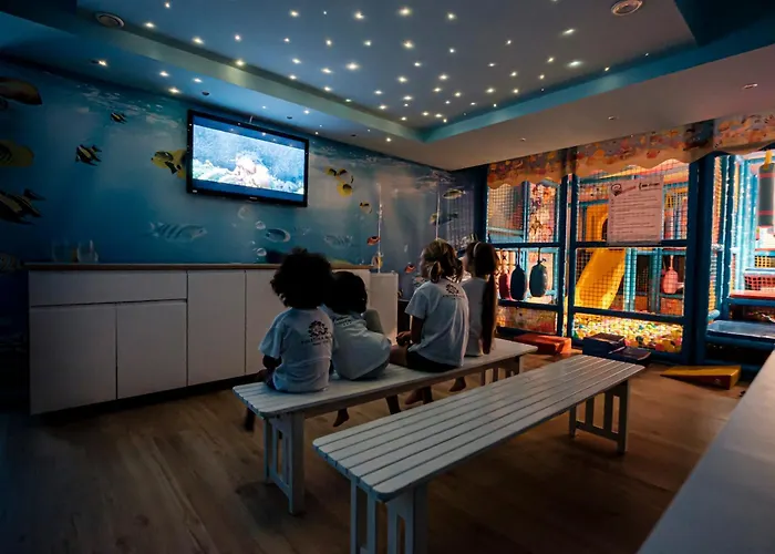 Pinetina Mare Baby Family Hotell 3*