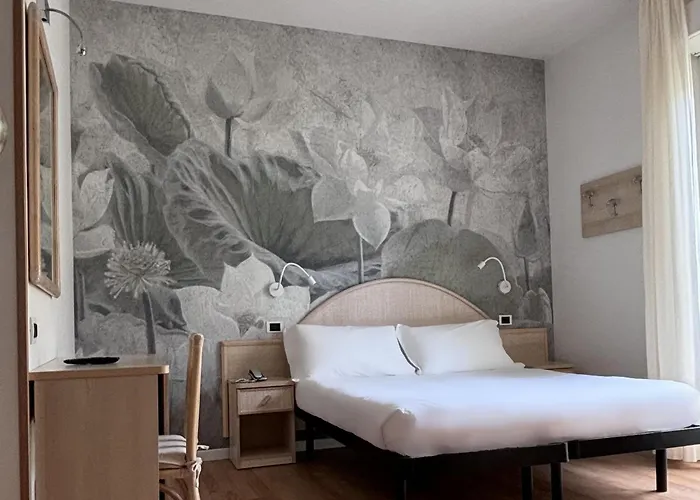 Hotell Pinetina Mare Baby Family Pinarella