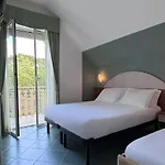 Pinetina Mare Baby Family Hotel 3*