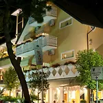 Hotel Pinetina Mare Baby Family