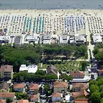 Ξενοδοχείο Pinetina Mare Baby Family 3*