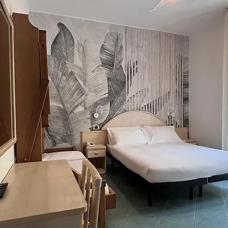 Pinetina Mare Baby Family 3* بيناريلا