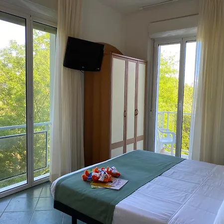 Pinetina Mare Baby Family Hotell Pinarella
