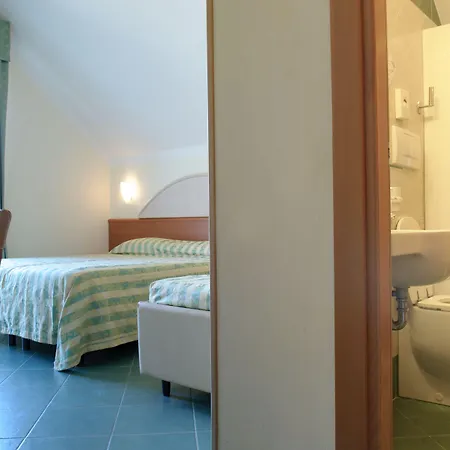 Ξενοδοχείο Pinetina Mare Baby Family 3*