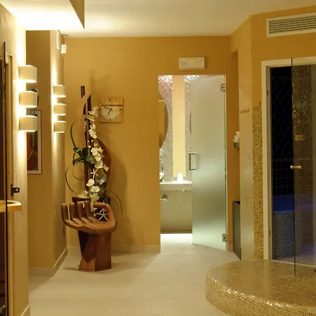 Отель Pinetina Mare Baby Family 3*