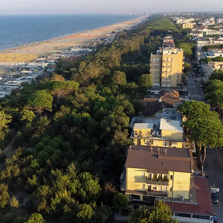 Hotell Pinetina Mare Baby Family