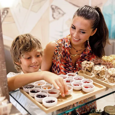 Hotell Pinetina Mare Baby Family