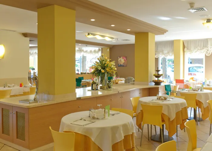 Pinetina Mare Baby Family فندق