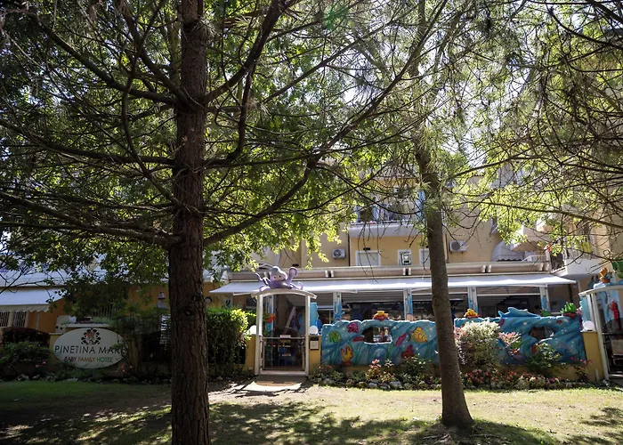 فندق Pinetina Mare Baby Family 3*